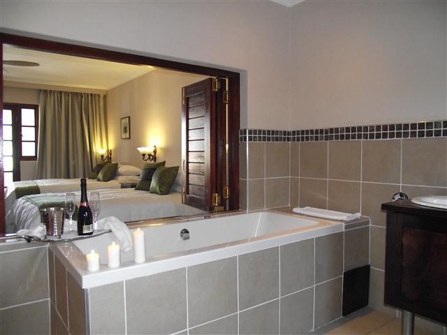 Queen Manor Boutique Guest House Graaff-Reinet Kamer foto
