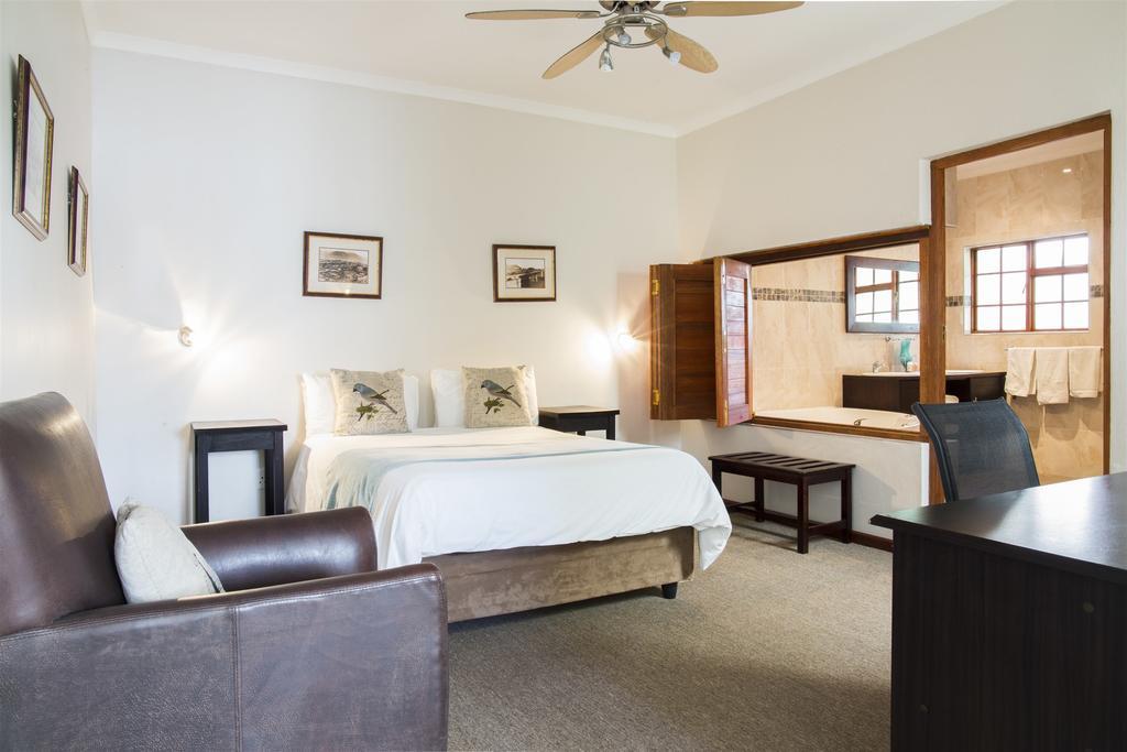 Queen Manor Boutique Guest House Graaff-Reinet Buitenkant foto
