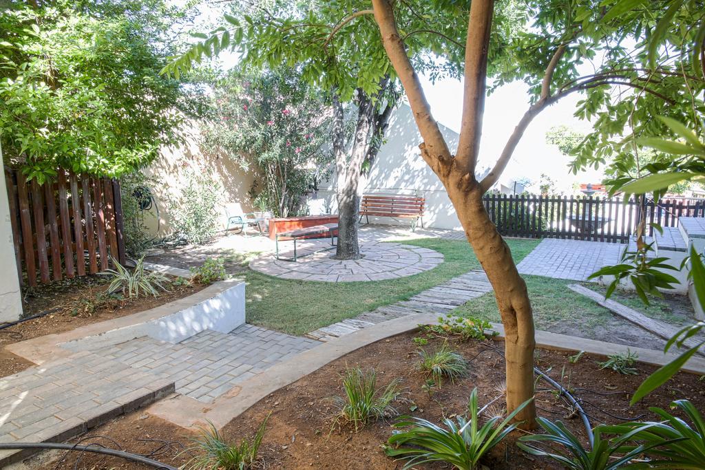 Queen Manor Boutique Guest House Graaff-Reinet Buitenkant foto